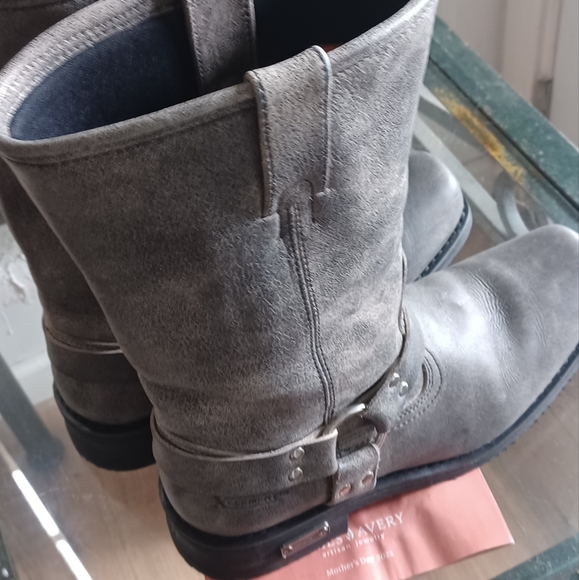 MOTORCYCLE FOOTWEAR(NEW) - Picture 3 of 8